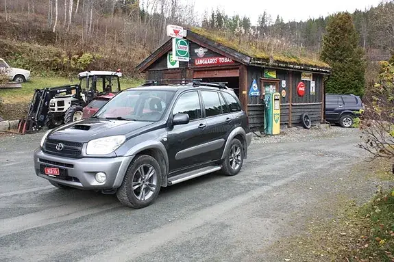 Toyota Rav4 2004 photo 3