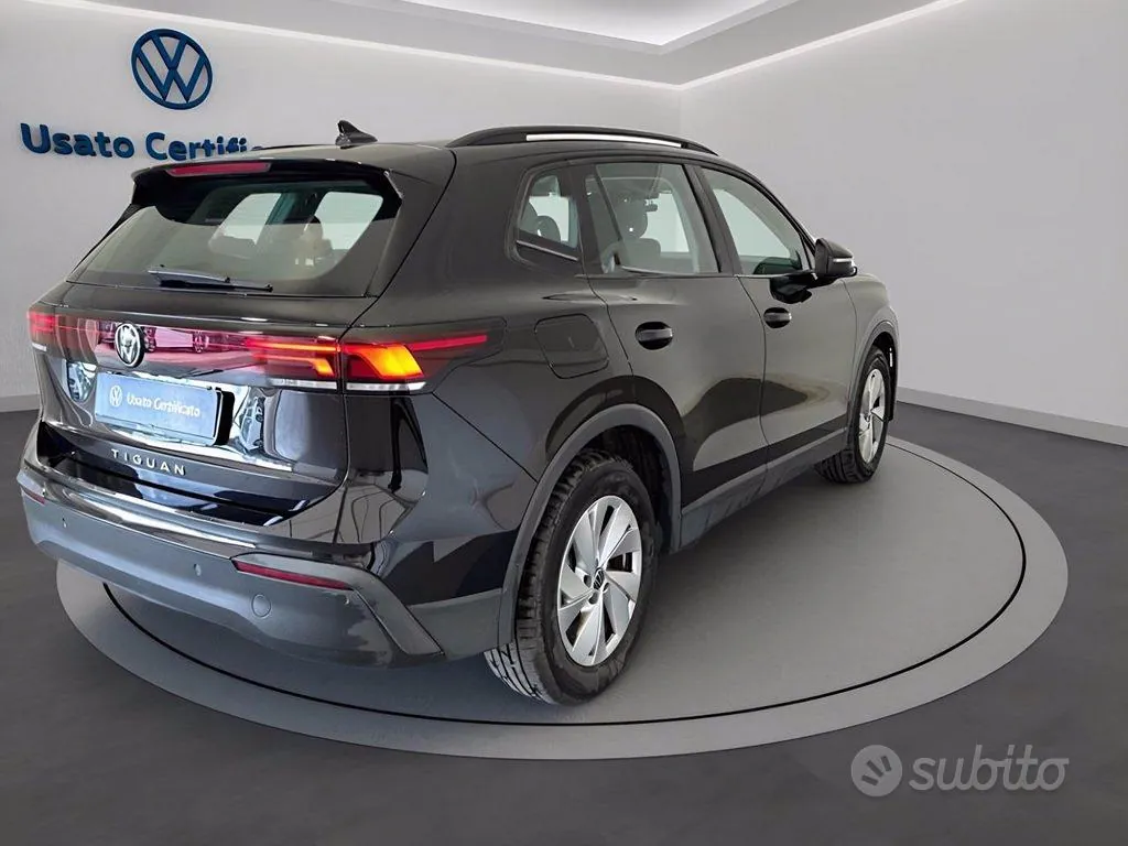 Volkswagen Tiguan 2024 photo 4