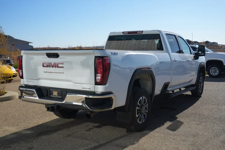 GMC Sierra 3500Hd 2025 photo 3
