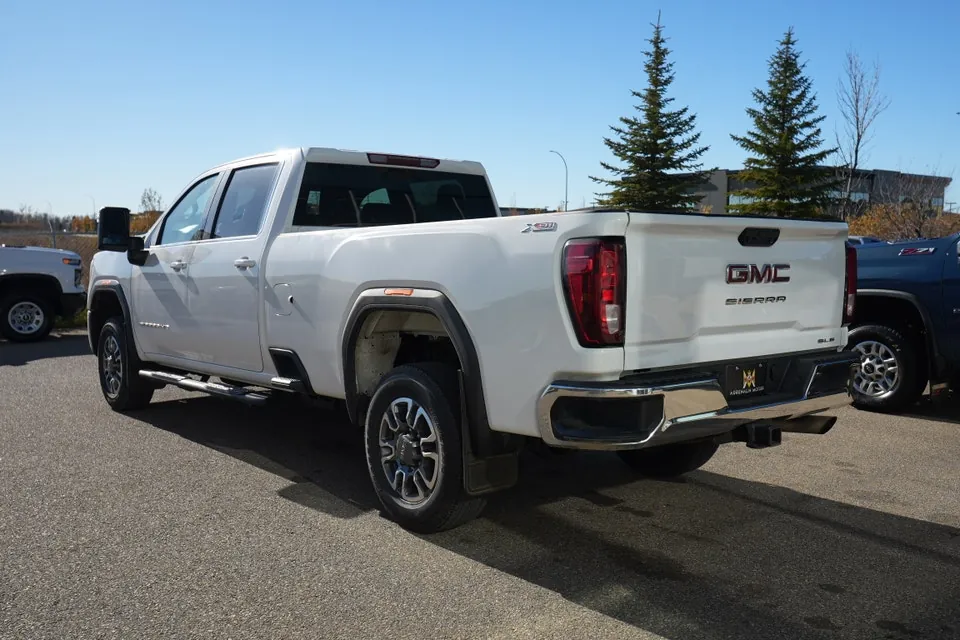 GMC Sierra 3500Hd 2025 photo 4