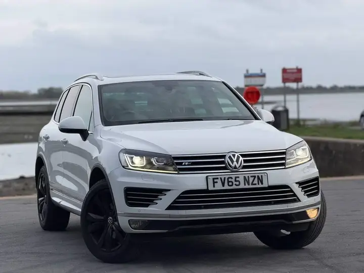 Volkswagen Touareg 2016 photo 2