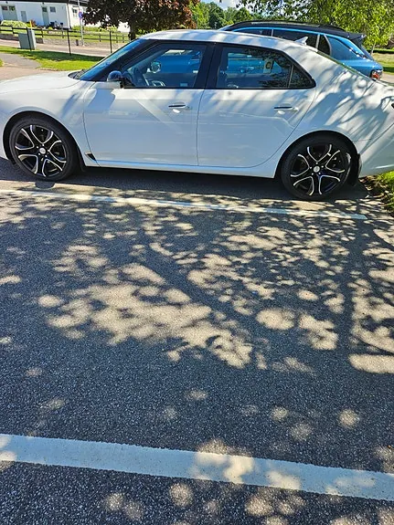 Saab 9-5 2010 photo 2