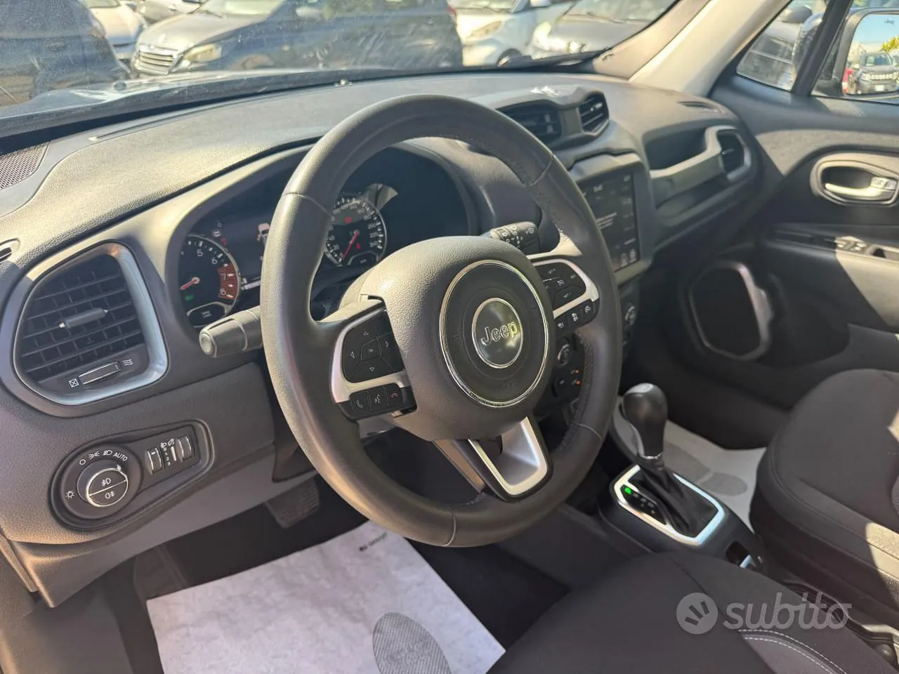 Jeep Renegade 2023 photo 5