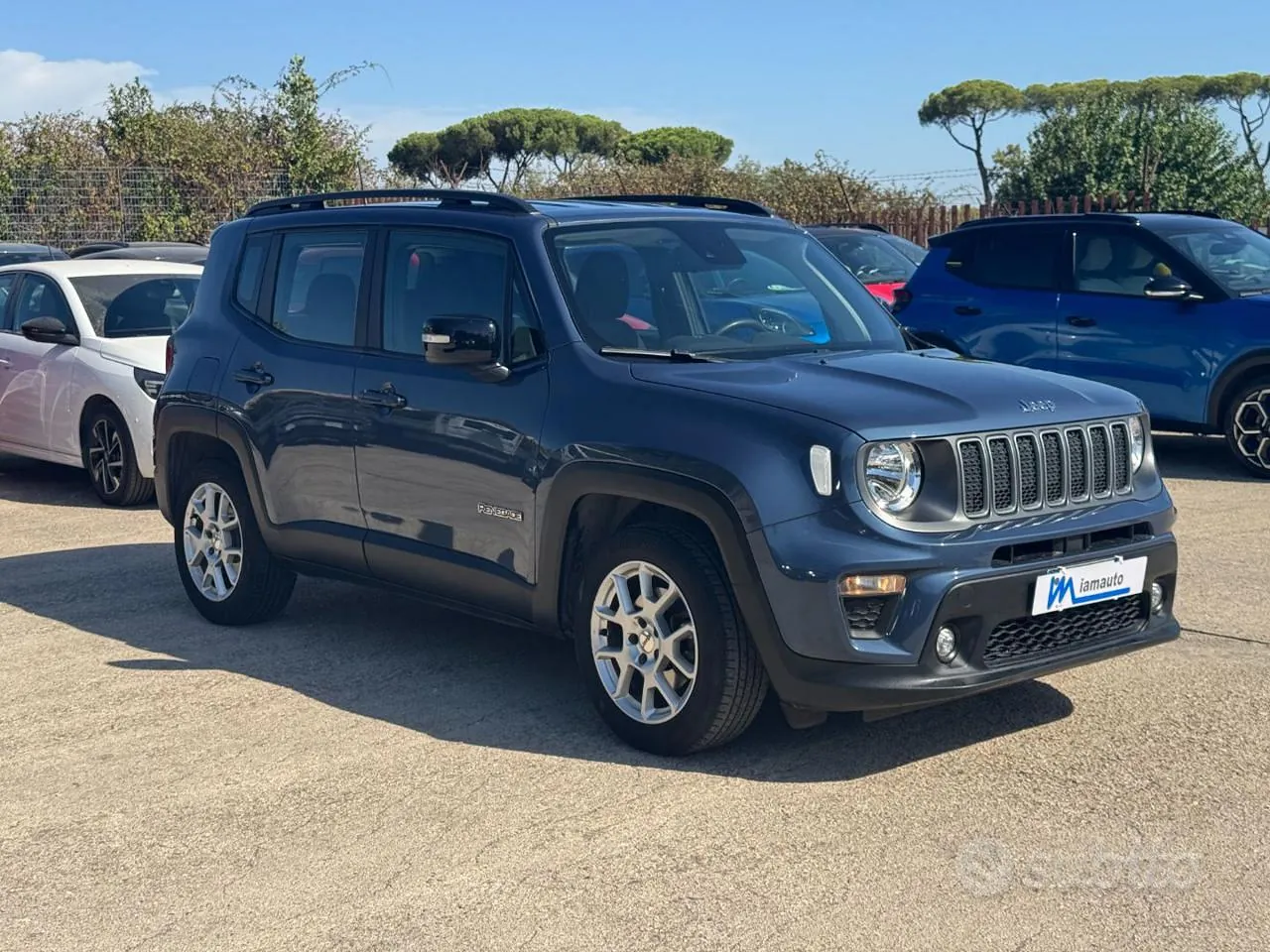 Jeep Renegade 2023 photo 2