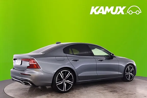 Volvo S60 2020 photo 2
