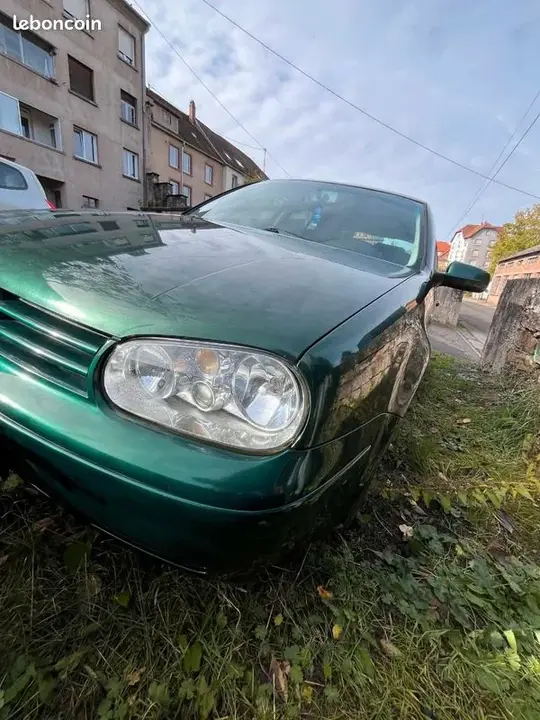 Volkswagen Golf 2002 photo 2