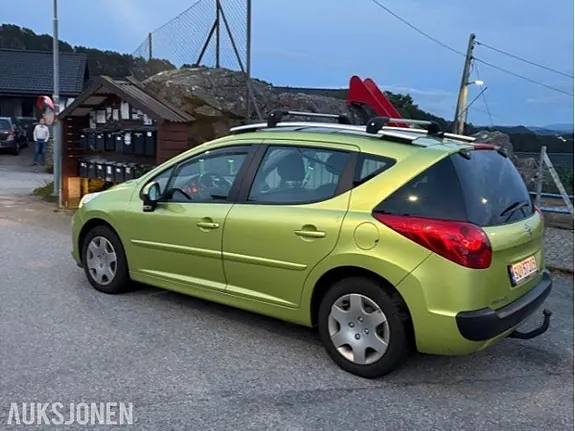 Peugeot 207 2008 photo 4