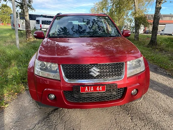 Suzuki Grand Vitara 2010 photo 3