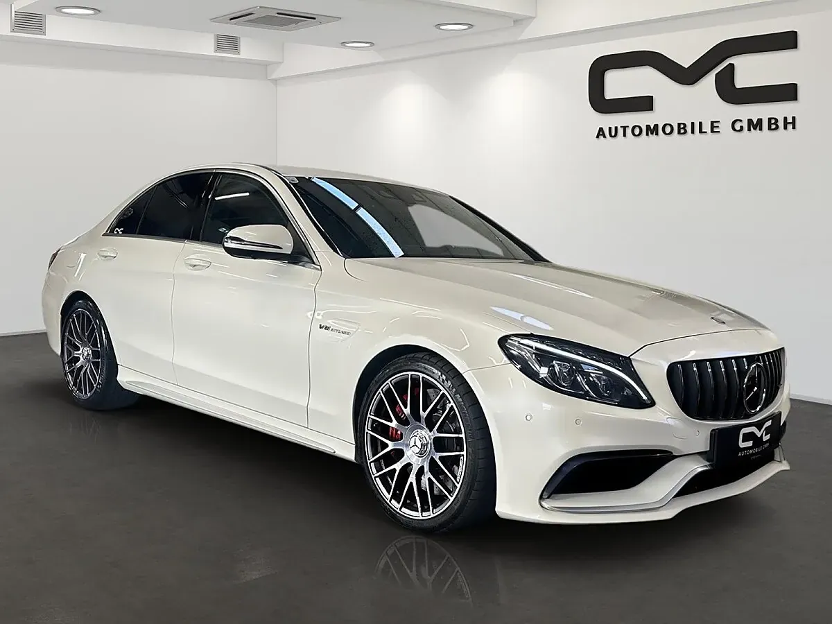 Mercedes-Benz C-Class 2018 photo 2