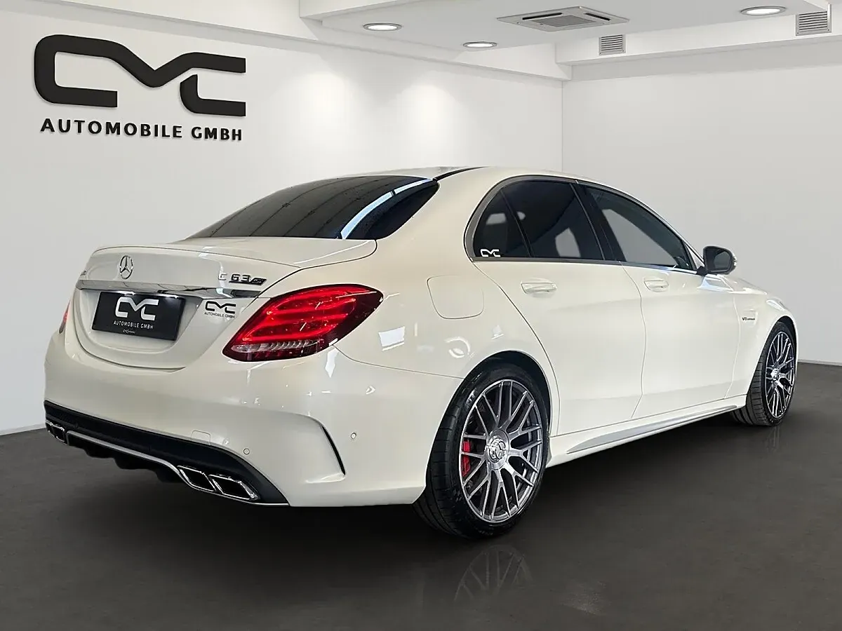 Mercedes-Benz C-Class 2018 photo 3