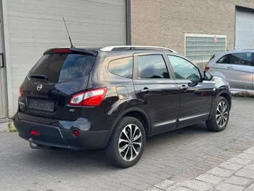Nissan Qashqai+2 2011 photo 2