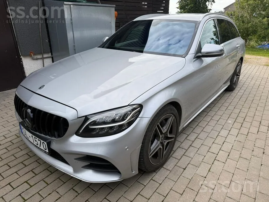 Mercedes-Benz C220