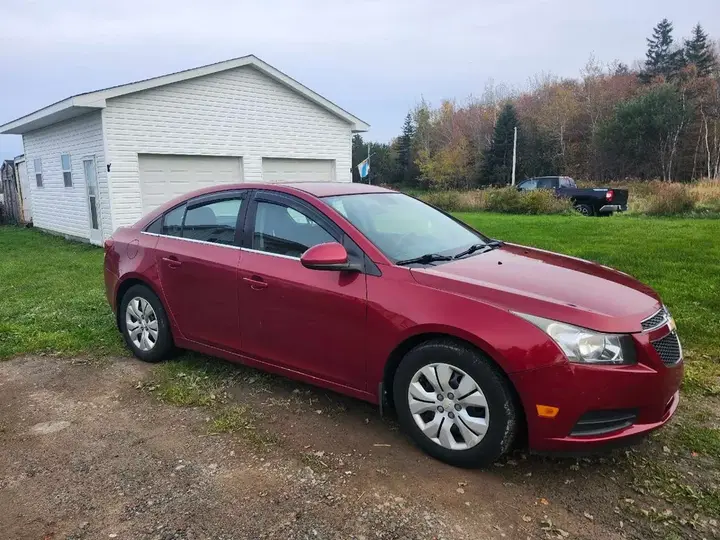 Chevrolet Cruze 2015 photo 2