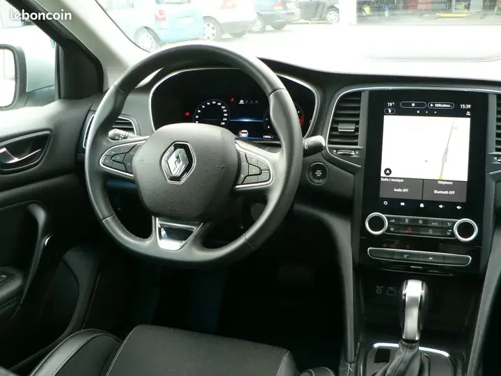 Renault Megane 2022 photo 4
