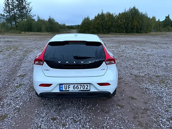 Volvo V40 2015 photo 5
