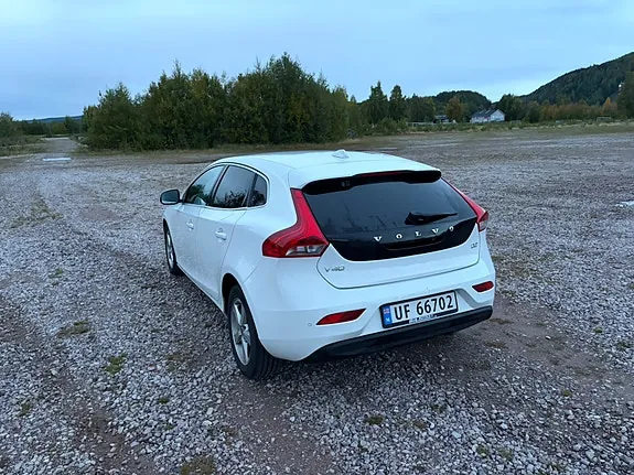 Volvo V40 2015 photo 3