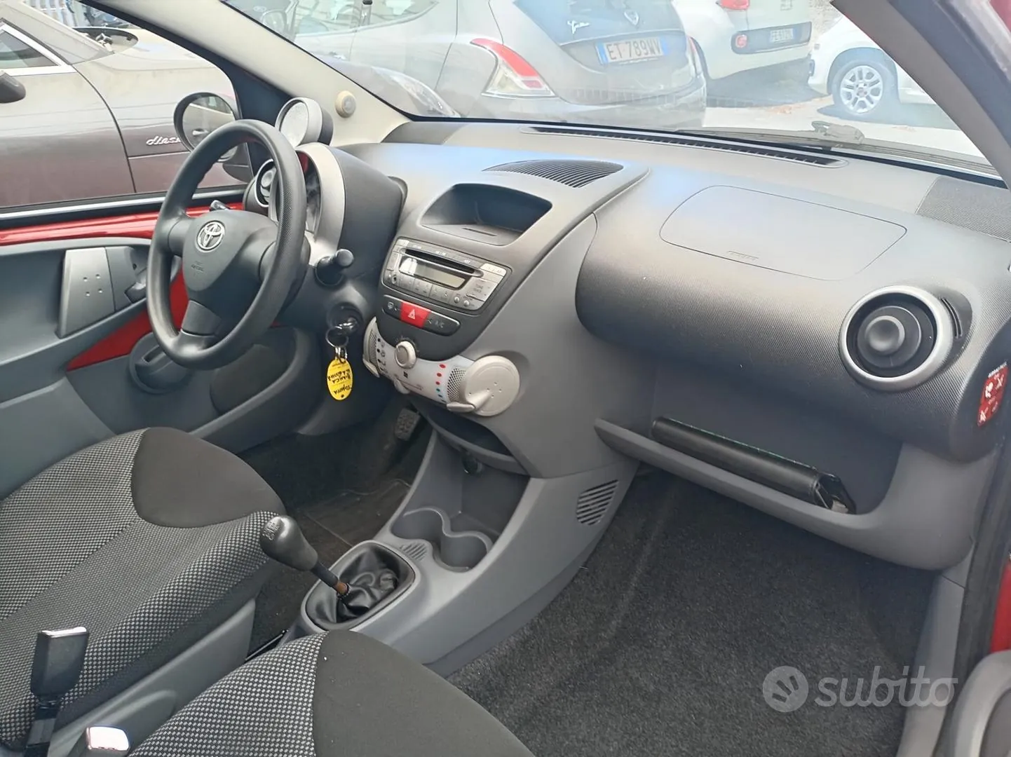 Toyota Aygo 2010 photo 5