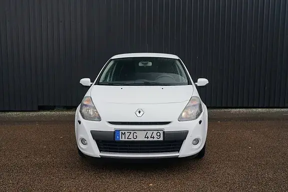 Renault Clio 2013 photo 3