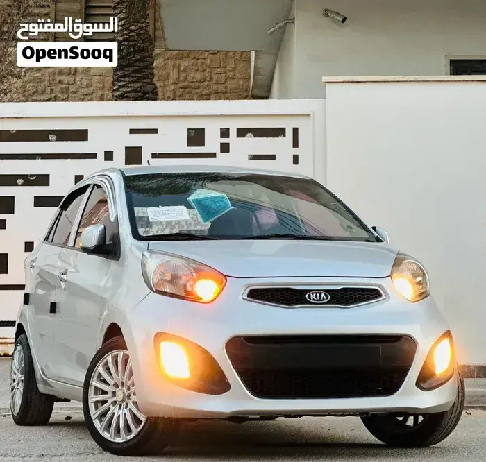 Kia Picanto 2012 photo 3