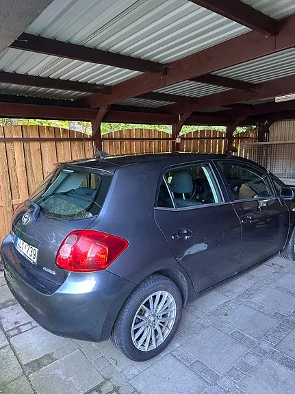 Toyota Auris 2007 photo 2