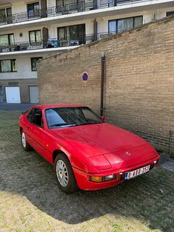 Porsche 924