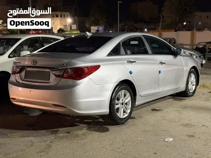 Hyundai Sonata 2012 photo 4
