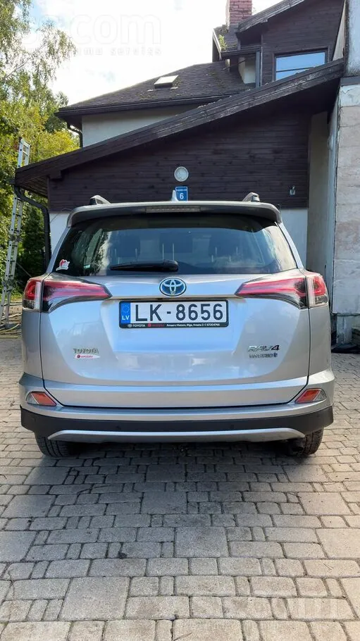 Toyota Rav4 2018 photo 4
