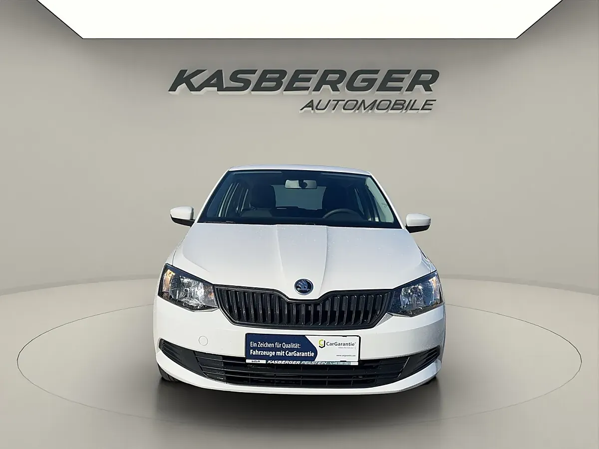 Skoda Fabia 2018 photo 2