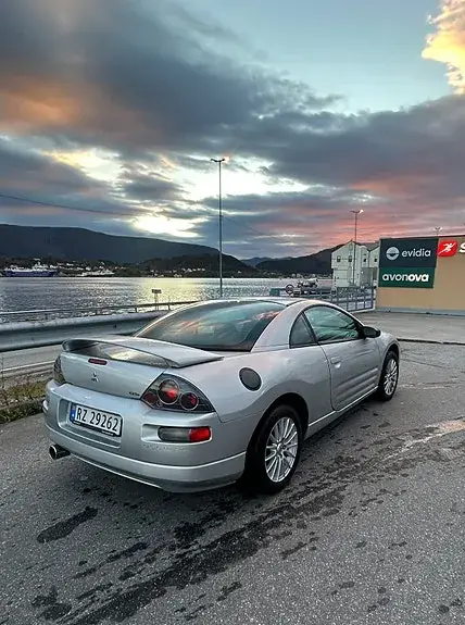 Mitsubishi Eclipse 2002 photo 5