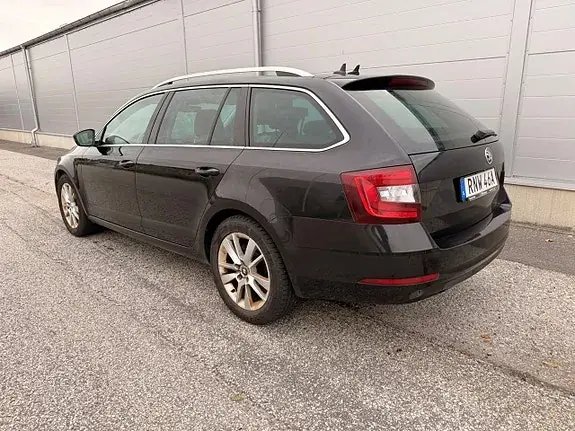 Skoda Octavia 2019 photo 4