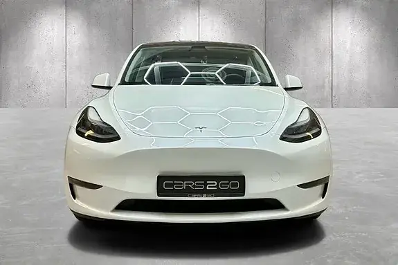 Tesla Model Y 2024 photo 5