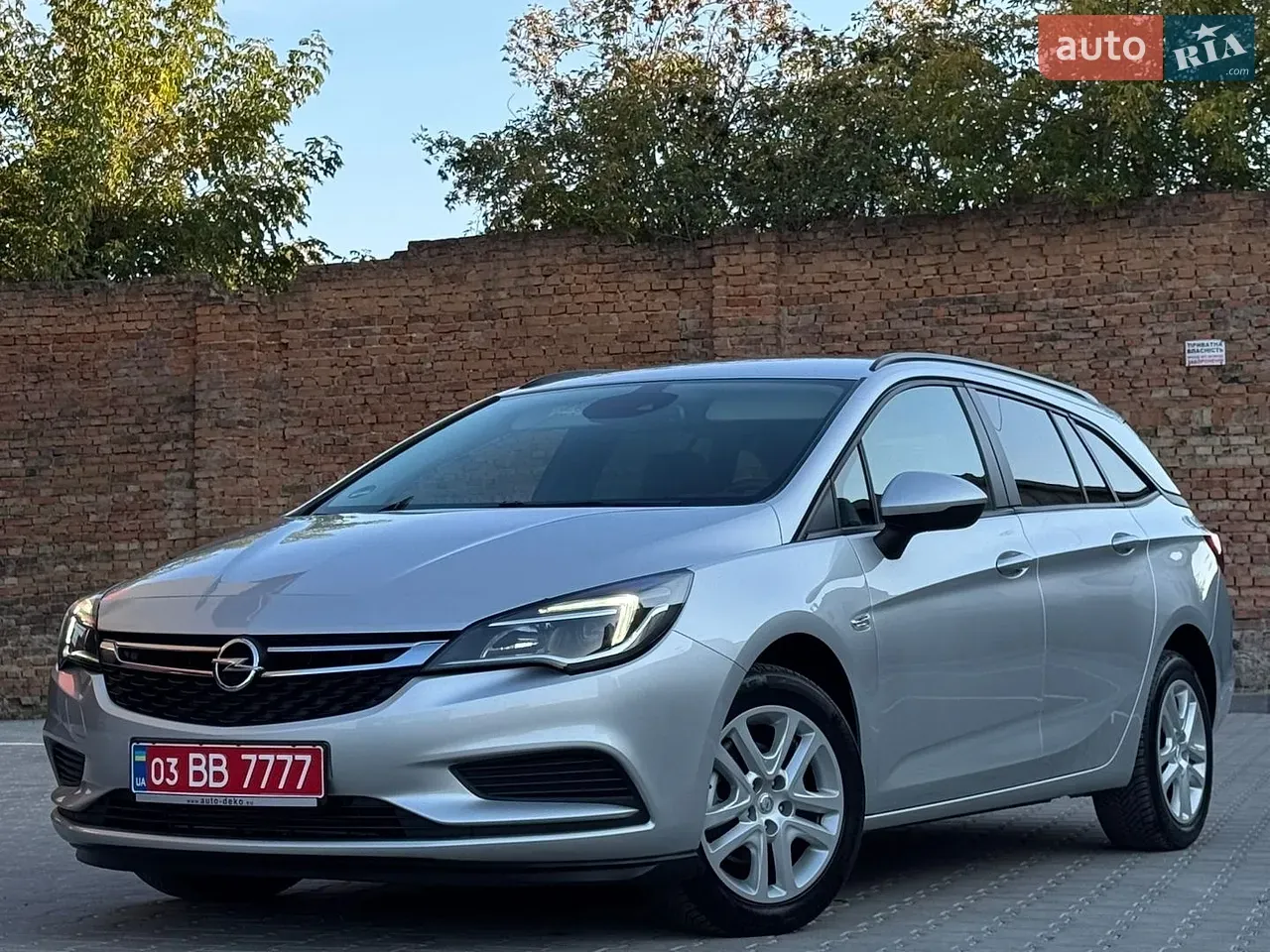 Opel Astra 2018 photo 4