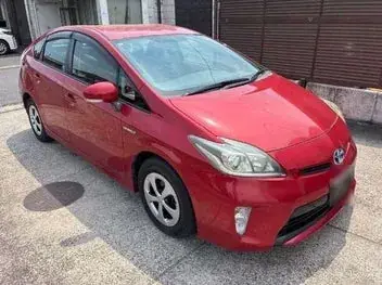 Toyota Prius 2013 photo 2
