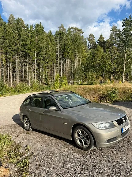 BMW 320D 2008 photo 2