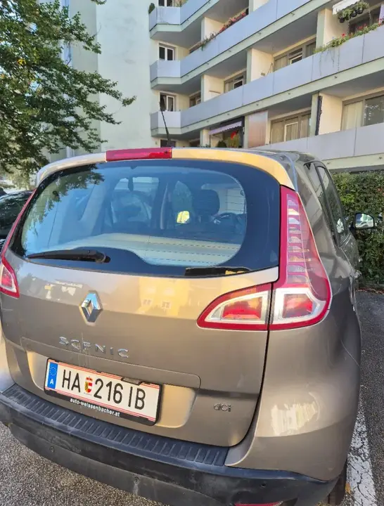 Renault Scénic 2009 photo 3