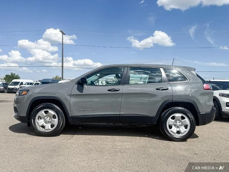 Jeep Cherokee 2022 photo 3