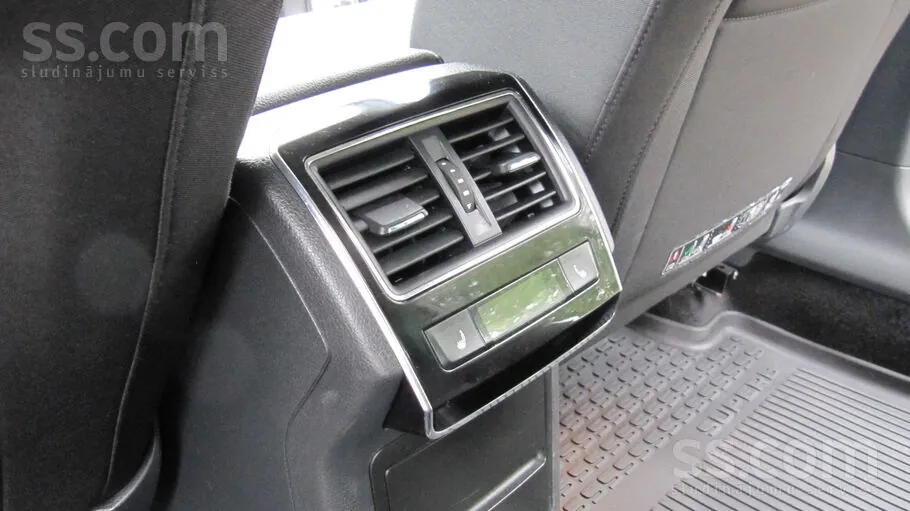 Skoda Superb 2020 photo 5