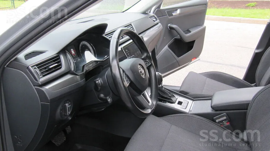 Skoda Superb 2020 photo 3