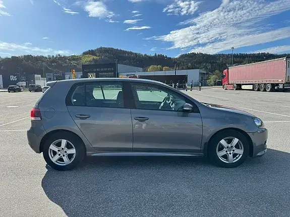 Volkswagen Golf 6 2011 photo 4