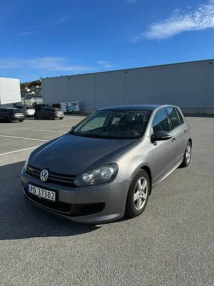Volkswagen Golf 6 2011 photo 2
