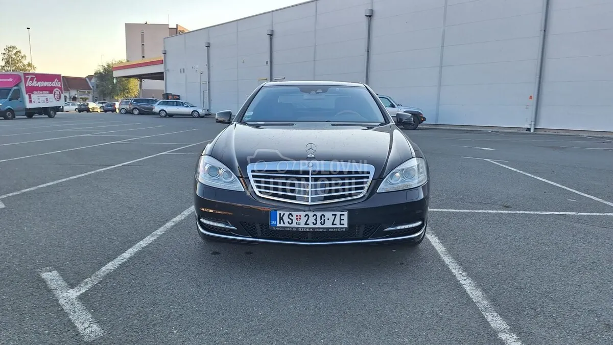 Mercedes-Benz S 400 2009 photo 2