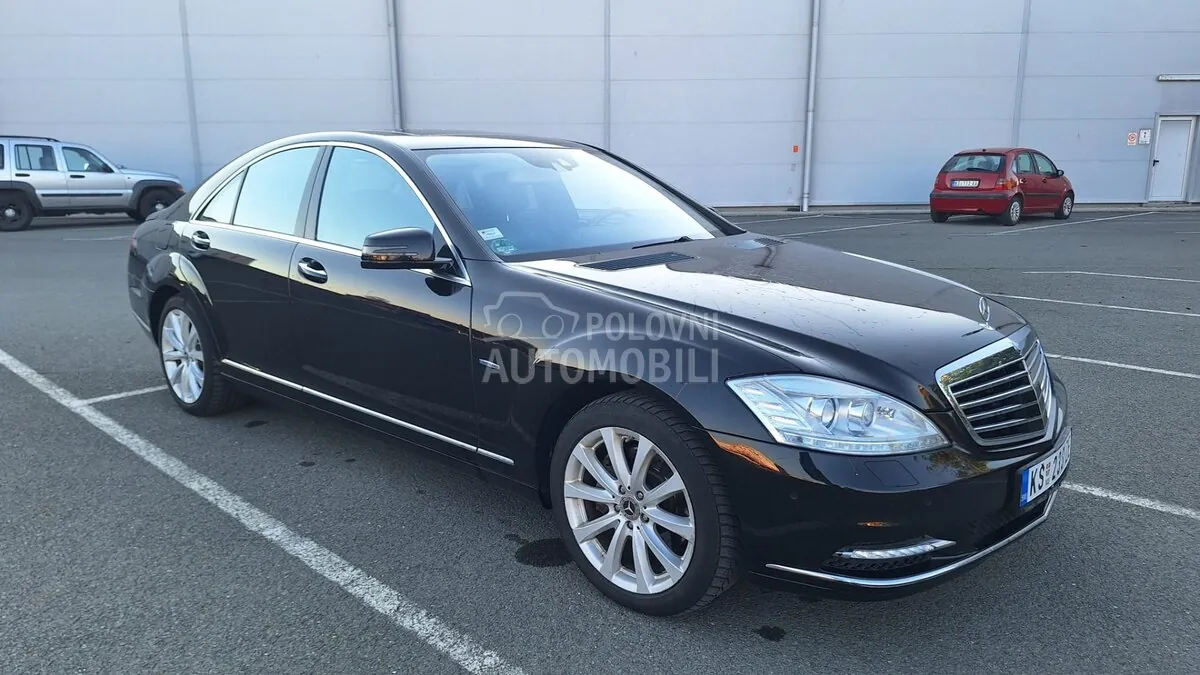 Mercedes-Benz S 400 2009 photo 3