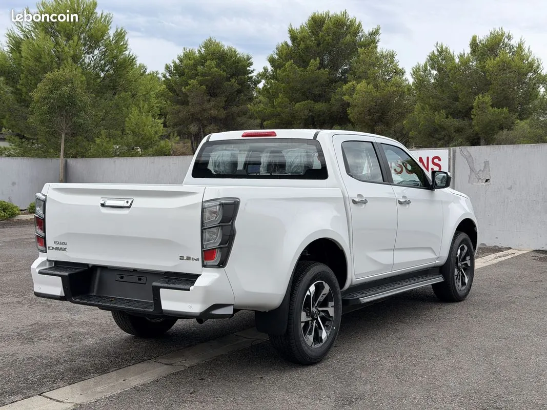 Isuzu D-Max 2026 photo 3