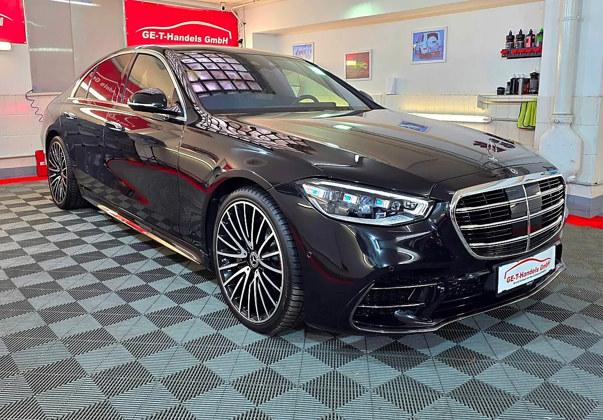 Mercedes-Benz S-Class 2025 photo 2