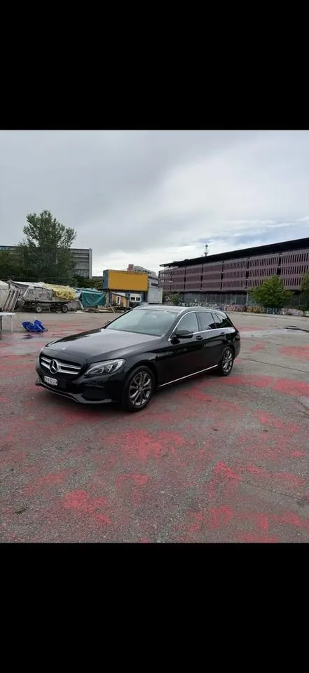 Mercedes-Benz C 220 D