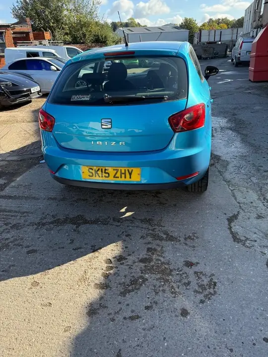 Seat Ibiza 2015 photo 4