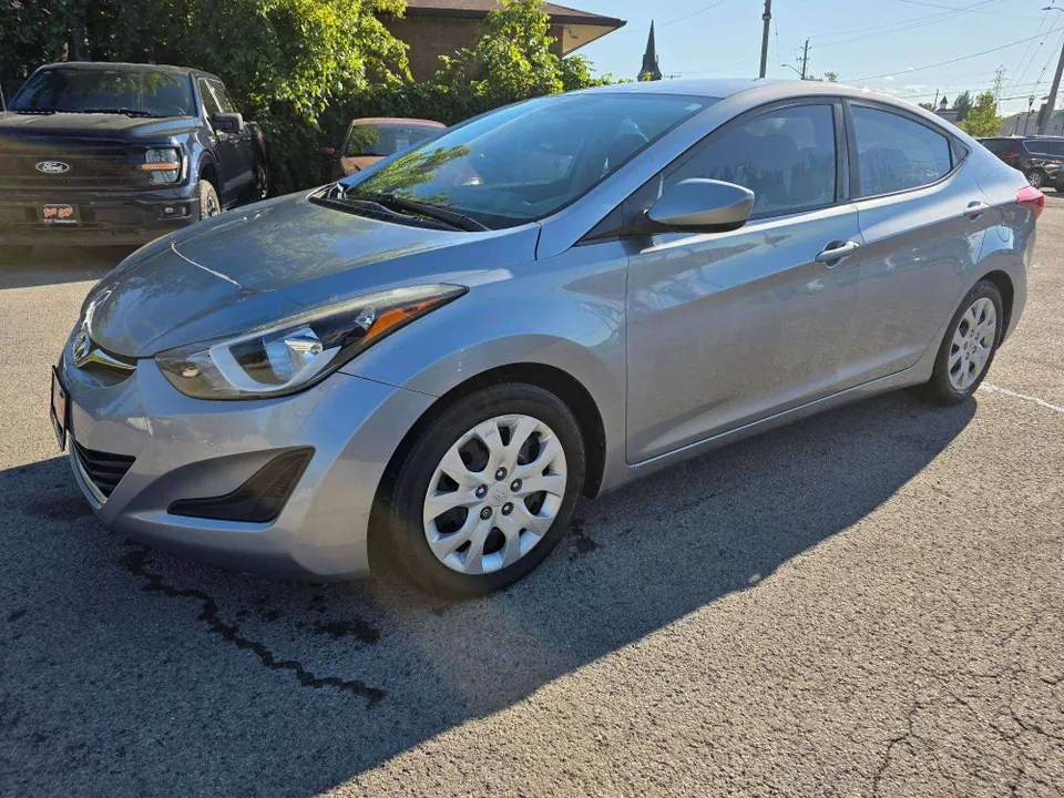 Hyundai Elantra 2015 photo 3