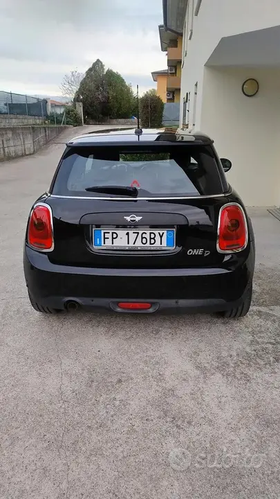 Mini Mini One 2018 photo 2