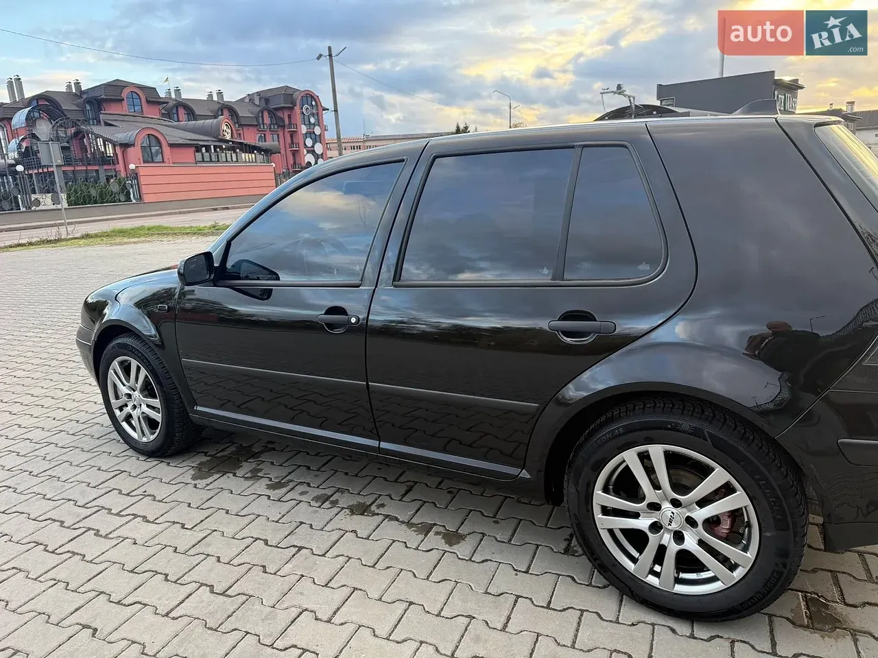 Volkswagen Golf 2002 photo 3