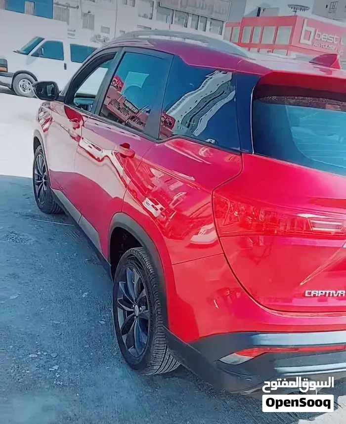 Chevrolet Captiva 2022 photo 2